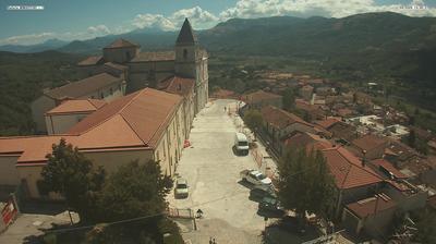 immagine della webcam nei dintorni di Teggiano: webcam Marsico Nuovo