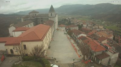 immagine della webcam nei dintorni di Abriola: webcam Marsico Nuovo