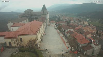 immagine della webcam nei dintorni di Teggiano: webcam Marsico Nuovo