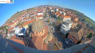 immagine della webcam nei dintorni di Salmour: webcam Alba