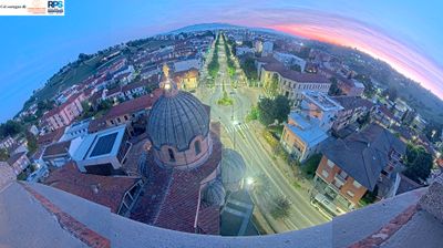 immagine della webcam nei dintorni di Sinio: webcam Alba