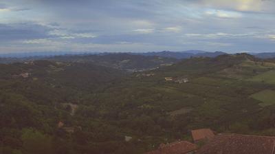 immagine della webcam nei dintorni di Bosia: webcam Lequio Berria