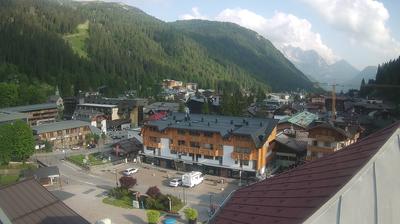 immagine della webcam nei dintorni di Cles: webcam Rifugio Viviani