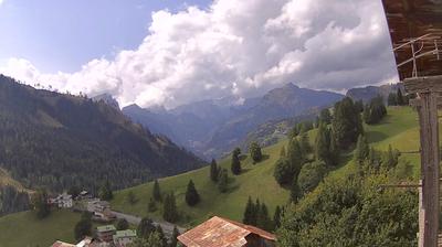 immagine della webcam nei dintorni di Pianaz: webcam Pescul
