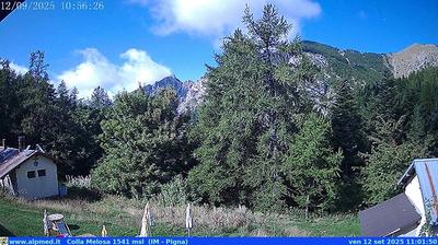immagine della webcam nei dintorni di Mendatica: webcam Castel Vittorio