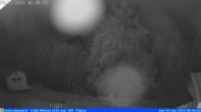 immagine della webcam nei dintorni di Badalucco: webcam Castel Vittorio