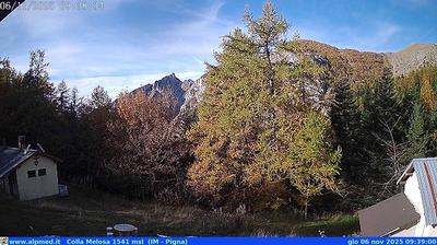 immagine della webcam nei dintorni di Vallecrosia: webcam Castel Vittorio