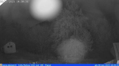 immagine della webcam nei dintorni di Sanremo: webcam Castel Vittorio