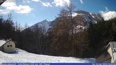 immagine della webcam nei dintorni di Dolceacqua: webcam Castel Vittorio