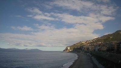 immagine della webcam nei dintorni di Naso: webcam Gioiosa Marea