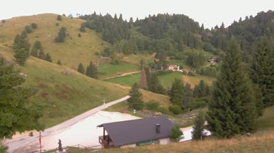 immagine della webcam nei dintorni di Segusino: webcam Revine Lago