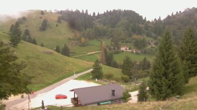 immagine della webcam nei dintorni di Nevegal: webcam Revine Lago