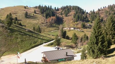 immagine della webcam nei dintorni di Segusino: webcam Revine Lago