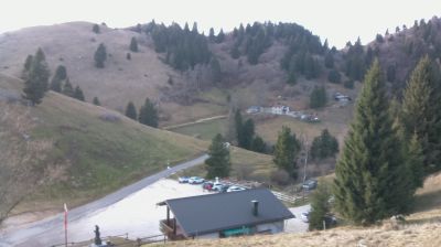 immagine della webcam nei dintorni di Soverzene: webcam Revine Lago