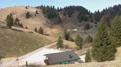 immagine della webcam nei dintorni di Santa Lucia di Piave: webcam Revine Lago