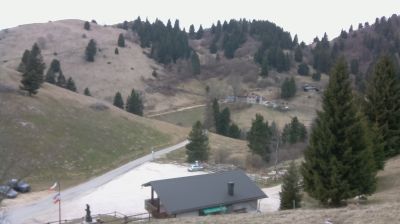 immagine della webcam nei dintorni di Santa Lucia di Piave: webcam Revine Lago