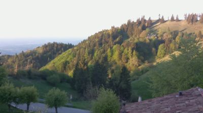 immagine della webcam nei dintorni di Santa Lucia di Piave: webcam Revine Lago