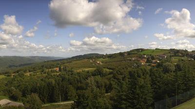 immagine della webcam nei dintorni di Cerretto Langhe: webcam Niella Belbo