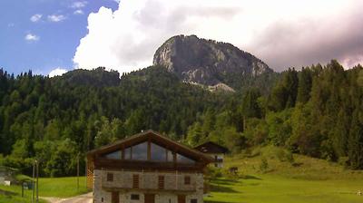 immagine della webcam nei dintorni di San Nicolò di Comelico: webcam Forni di Sopra
