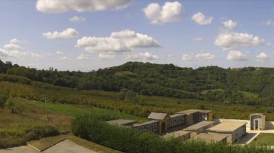immagine della webcam nei dintorni di Cavatore: webcam Cerretto Langhe