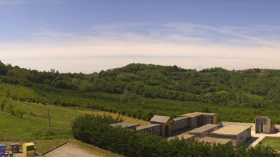 immagine della webcam nei dintorni di Bosia: webcam Cerretto Langhe
