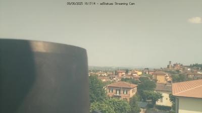 immagine della webcam nei dintorni di Panicale: webcam Montepulciano Stazione