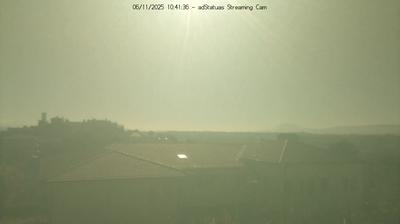 immagine della webcam nei dintorni di San Quirico d'Orcia: webcam Montepulciano Stazione