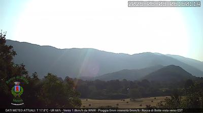 immagine della webcam nei dintorni di Colle di Tora: webcam Rocca di Botte