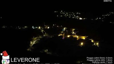 immagine della webcam nei dintorni di Diano Castello: webcam Borghetto d'Arroscia