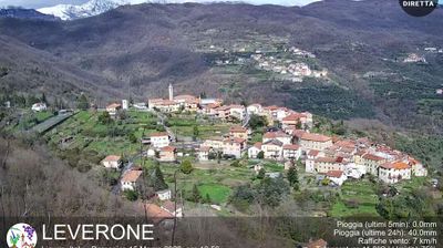 immagine della webcam nei dintorni di Monesi di Triora: webcam Borghetto d'Arroscia