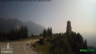 immagine della webcam nei dintorni di Altissimo: webcam Valli del Pasubio