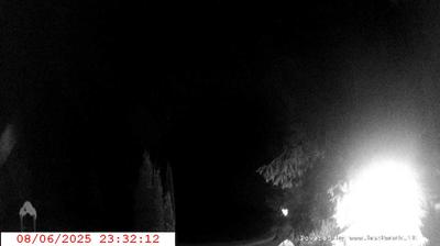 immagine della webcam nei dintorni di Monte Bondone: webcam San Lorenzo in Banale