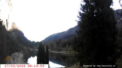 immagine della webcam nei dintorni di Carisolo: webcam San Lorenzo in Banale