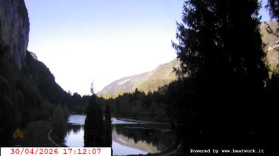 immagine della webcam nei dintorni di Pinzolo: webcam San Lorenzo in Banale