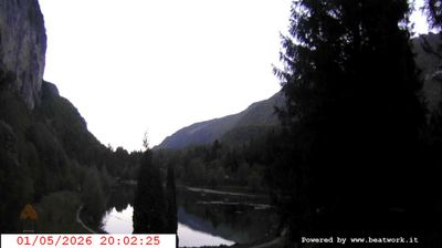 immagine della webcam nei dintorni di Zuclo: webcam San Lorenzo in Banale