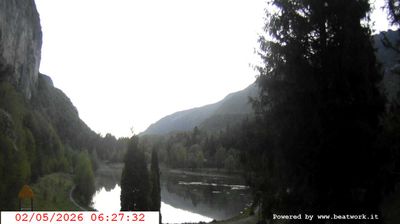 immagine della webcam nei dintorni di Rifugio Viviani: webcam San Lorenzo in Banale