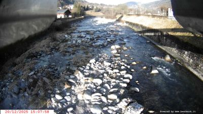 immagine della webcam nei dintorni di Passo Tonale: webcam Spiazzo