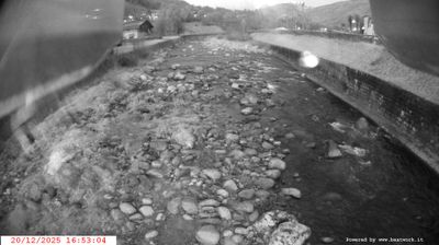 immagine della webcam nei dintorni di Carisolo: webcam Spiazzo