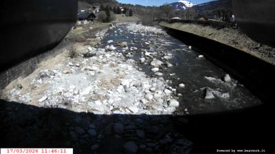 immagine della webcam nei dintorni di Rifugio Viviani: webcam Spiazzo