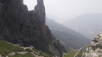 immagine della webcam nei dintorni di Monte Cornizzolo: webcam Piani Resinelli