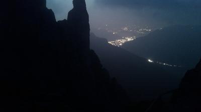 immagine della webcam nei dintorni di Monte Marenzo: webcam Piani Resinelli