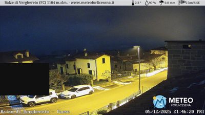 immagine della webcam nei dintorni di Monte Nerone: webcam Mercato