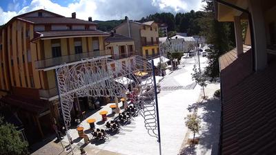 immagine della webcam nei dintorni di Torano Castello: webcam Camigliatello Silano