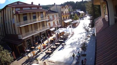 immagine della webcam nei dintorni di Monte Curcio: webcam Camigliatello Silano