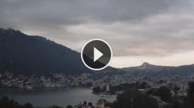 immagine della webcam nei dintorni di Valmorea: webcam San Fermo della Battaglia