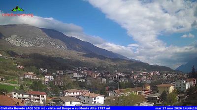 immagine della webcam nei dintorni di Bisegna: webcam Civitella Roveto