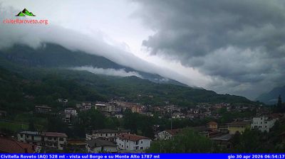 immagine della webcam nei dintorni di Collepardo: webcam Civitella Roveto