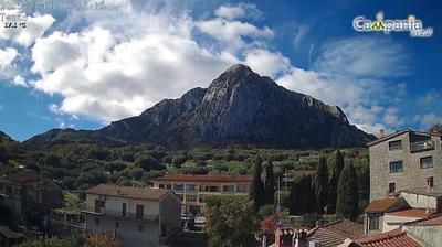 immagine della webcam nei dintorni di Capo Palinuro: webcam San Giovanni a Piro