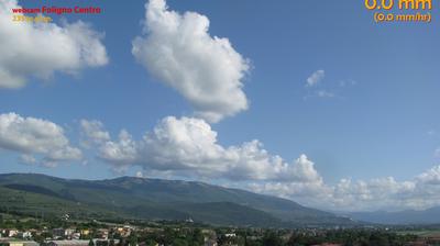 immagine della webcam nei dintorni di Bolognola: webcam Colfiorito