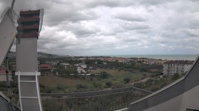 immagine della webcam nei dintorni di Castiglione Messer Raimondo: webcam Scerne
